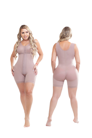 09431 - ATTACHED BRA, SLEEVELESS, 3 LEVEL HOOK, MID-THIGH WITH ULTRA BUTTLIFTER