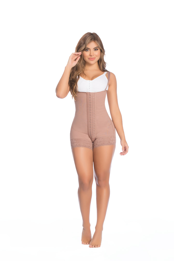 09106 - STRAPLESS, SUSPENDERS, 3 LEVEL HOOK, BOYSHORT