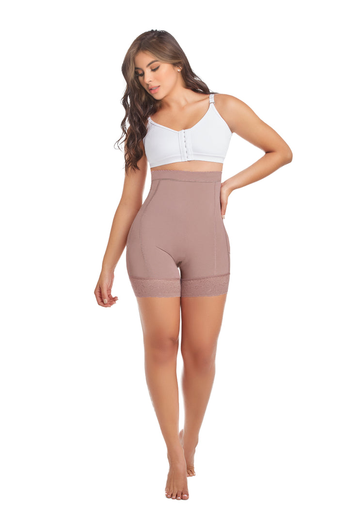 09226 - HIGH WAISTED COMPRESSION SHORTS WITH ULTRA BUTTLIFTER
