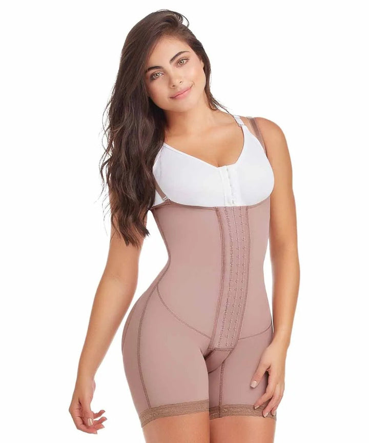09111 -  BRALESS,SUSPENDERS, 3 LEVEL HOOK, MID-THIGH